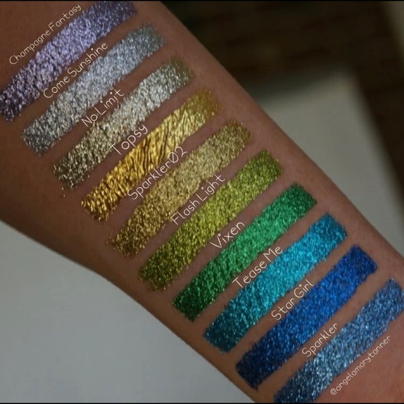 ⭐️NIB- OPV metallic eyeliner - Picture 2 of 6